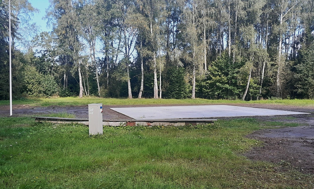 tantsuplats.jpg