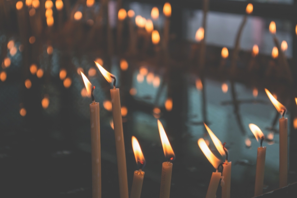 pexels-candles-1851176_1920.jpg